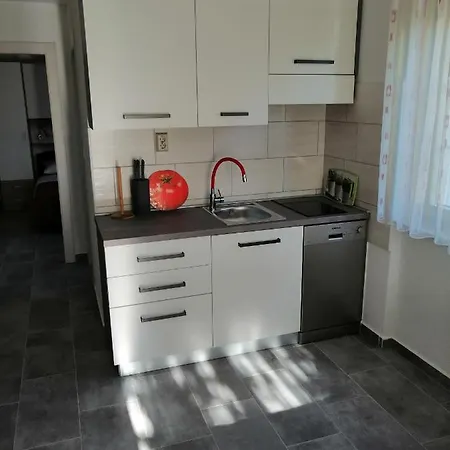Grabovcic Apartment Punat